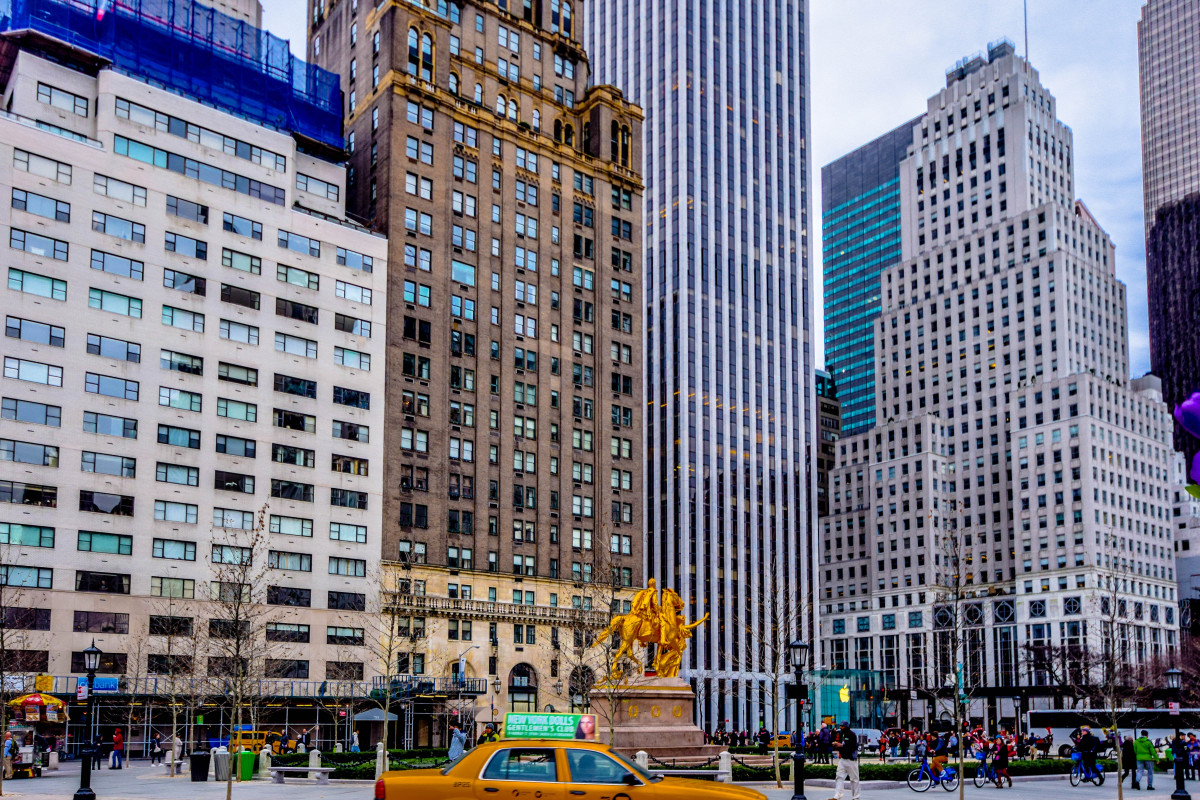 Building a Strong Brand Identity in the Technology Industry