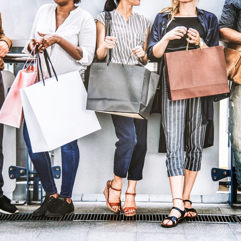 How Influencers Shape Accessories Shopping Trends